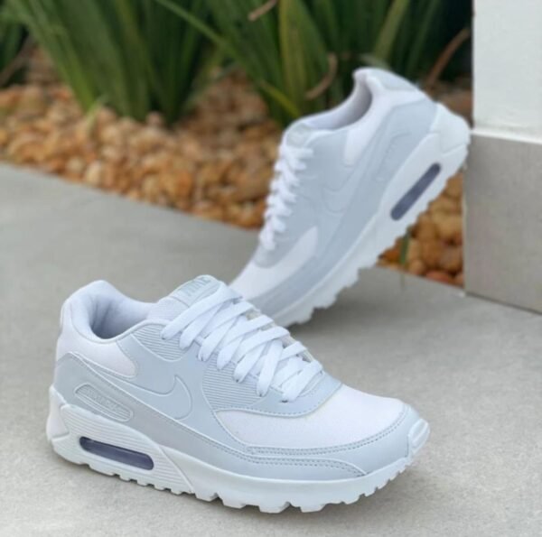 Tênis Nike Air Max 90, branco