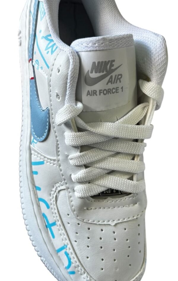 Tênis Nike Air grafite, branco e azul - Imagen 2
